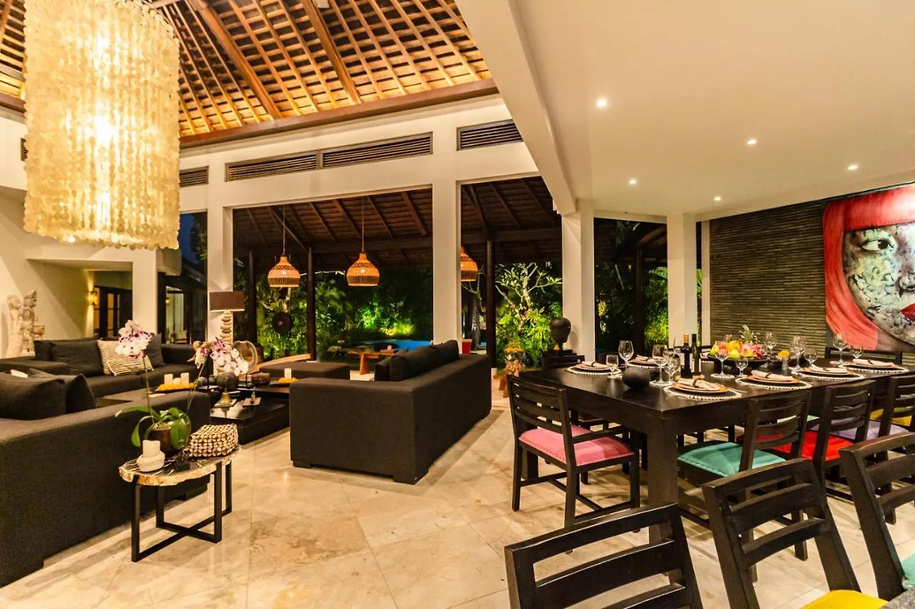 Promo Tropical 3 Bd Villa With Office And Parking Kerobokan