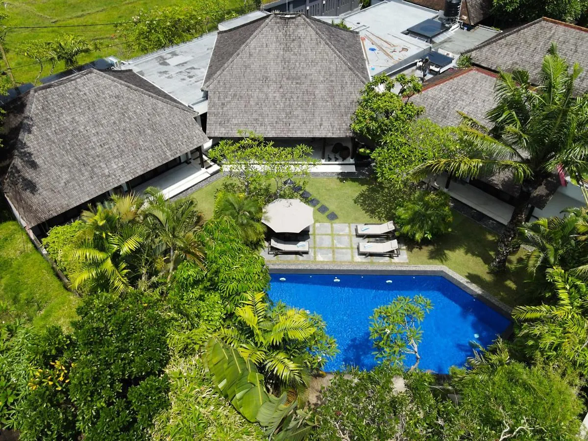 Promo Tropical 3 Bd Villa With Office And Parking Kerobokan