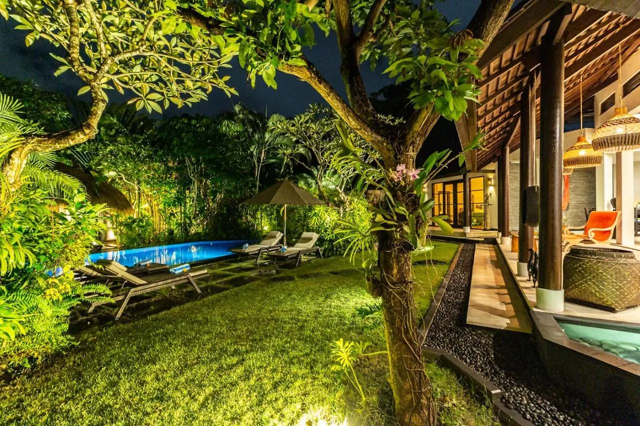 Promo Tropical 3 Bd Villa With Office And Parking Kerobokan  Indonesia