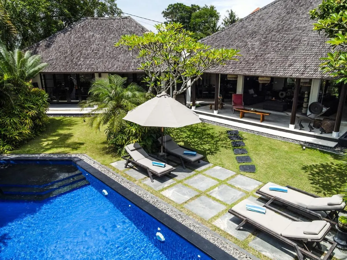 Promo Tropical 3 Bd Villa With Office And Parking Kerobokan  Kerobokan (Bali)